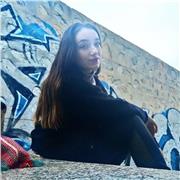 Profesora de apoyo escolar de manera online. Disponibilidad horaria amplia y también doi clases de Historia y español